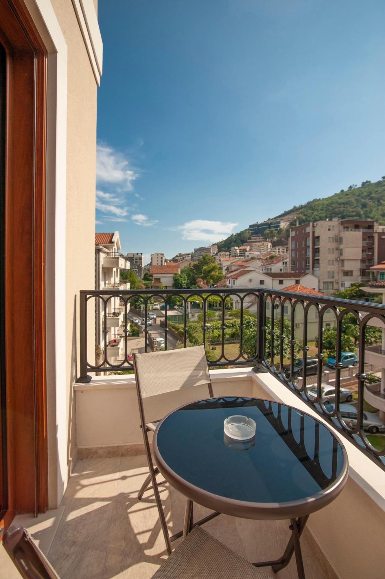 Hotel Villa Gracia Budva Exterior foto